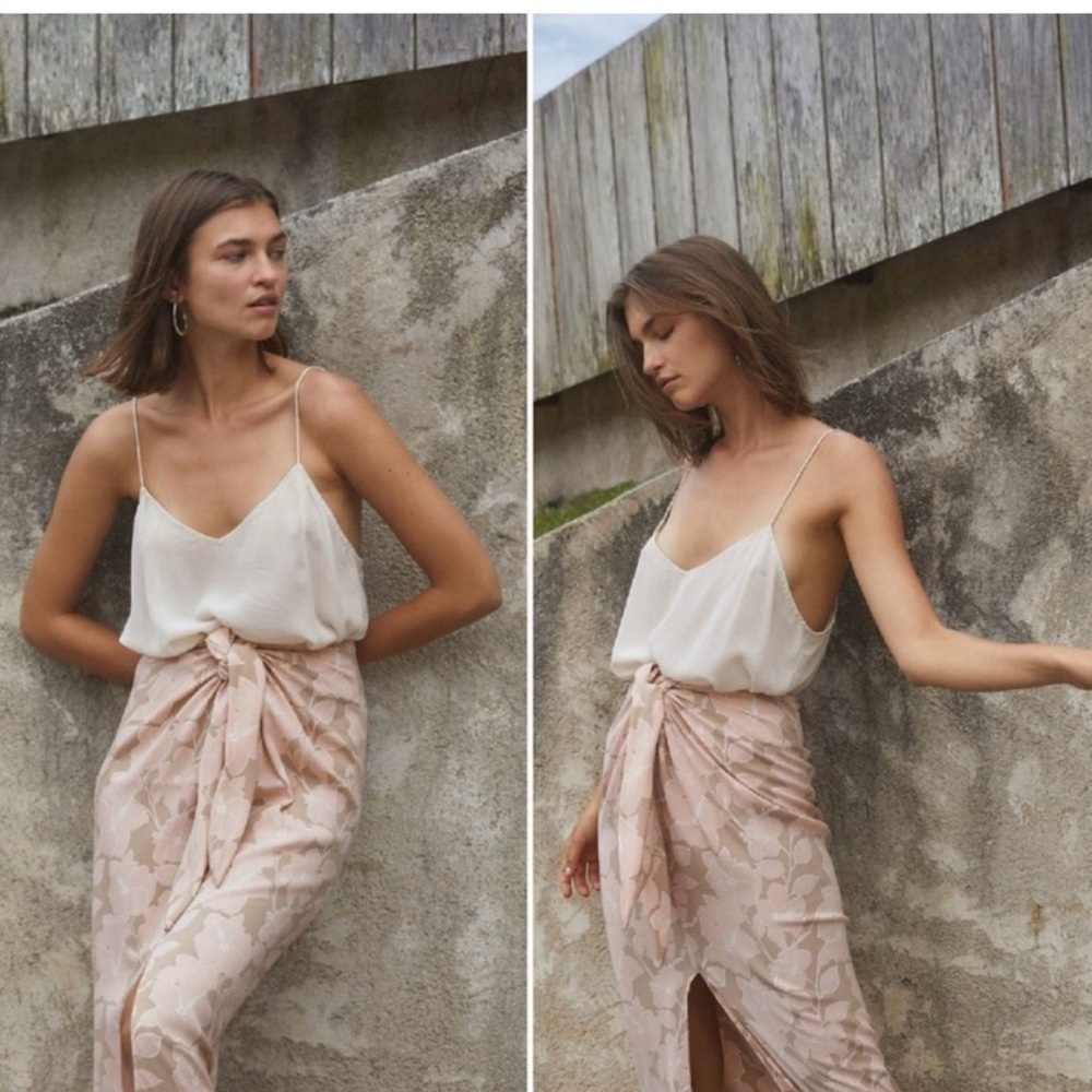Acacia swimwear rumi silk skirt in Poppy Sz S